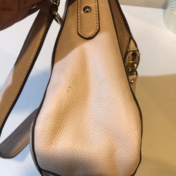 Kate Spade Cream Pebble Leather Pre-Owned Shoulder Bag w/Chainlink Detailing - Picture 16 of 16